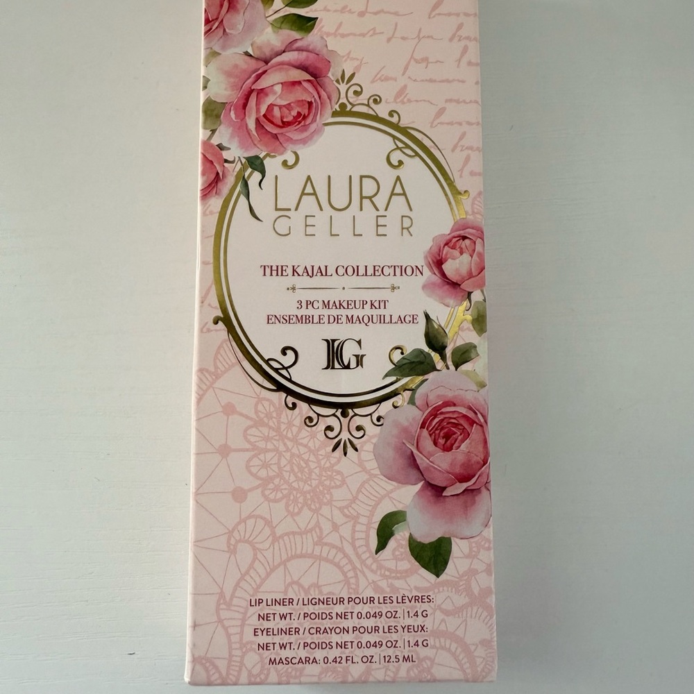 The Kajal Collection 3PC Makeup Kit - Volumizing
Lengthening Push Up Mascara
